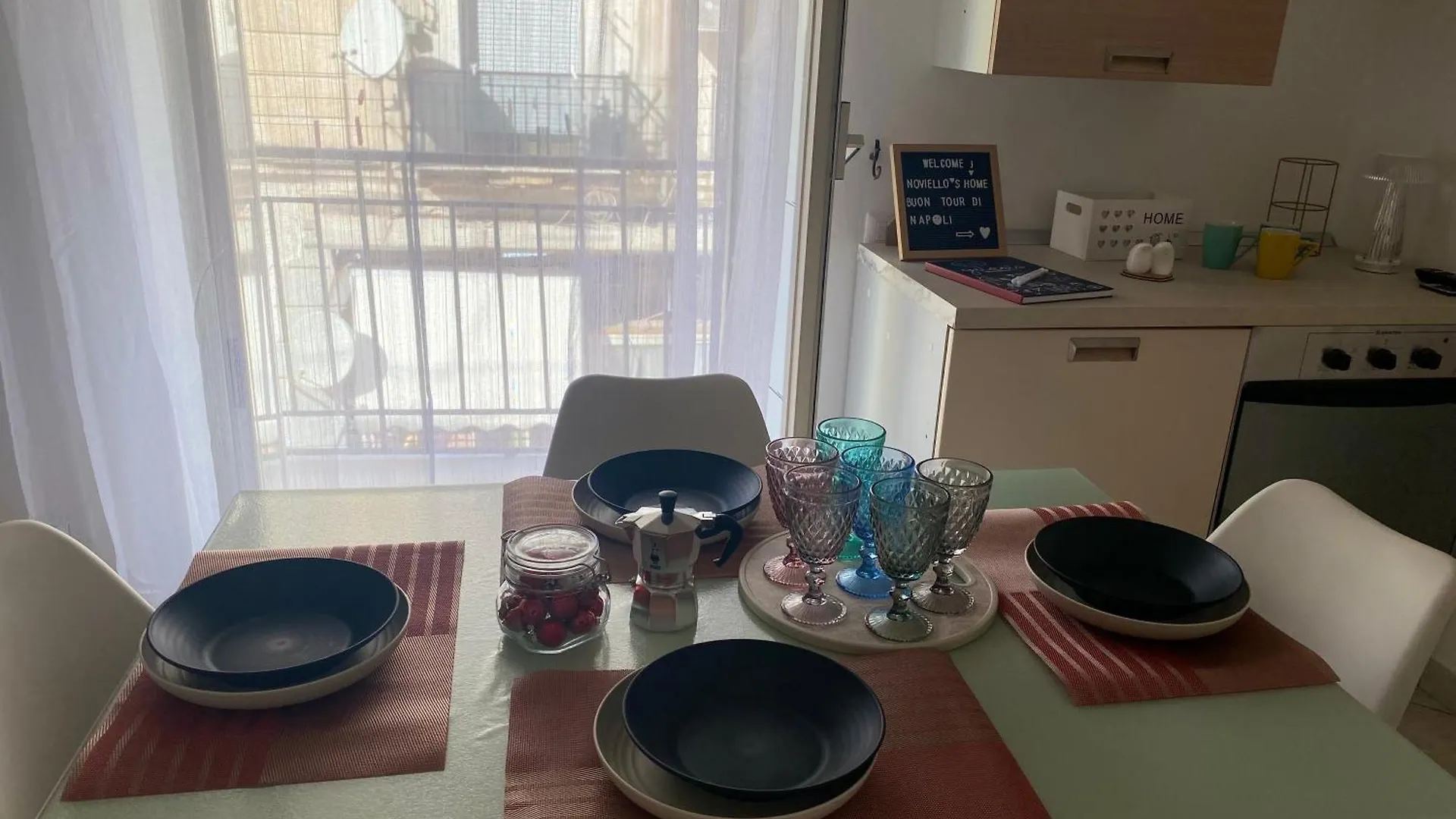 Noviello'S Home Naples 0*,